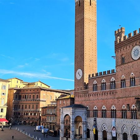 The Balcony Suite - Affaccio Su Piazza Del Campo Sienne Extérieur photo