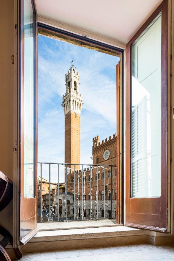 The Balcony Suite - Affaccio Su Piazza Del Campo Sienne Extérieur photo